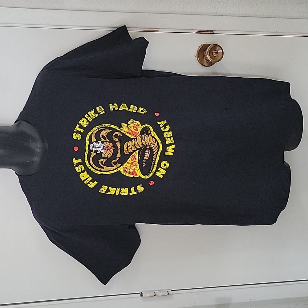 NWT Cobra Kai/Karate kid T-shirt